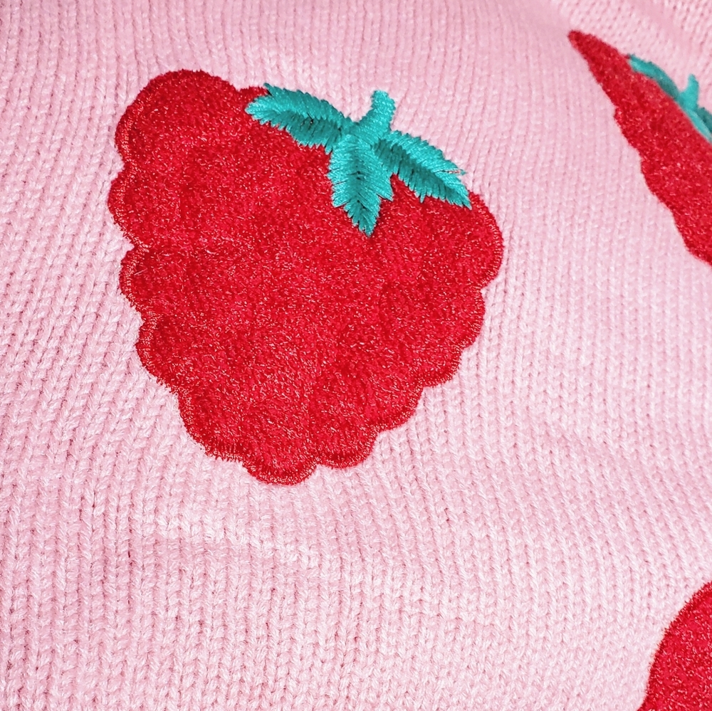 Strawberry pattern sweater - Picture 7 of 8